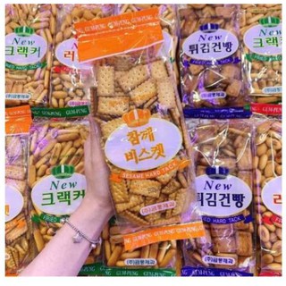 Bánh quy lúa mạch vị vừng Geum Pung 270g