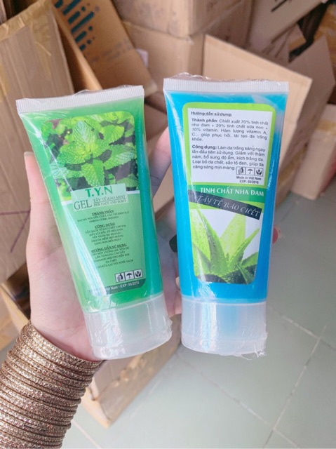 Gel tẩy tế bào chết trái cây 180g