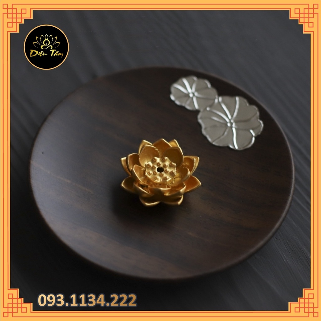 Đế cắm nhang không tăm trầm hương hoa sen vàng phụ kiện thác khói dành cho lư đồng xông trầm hương