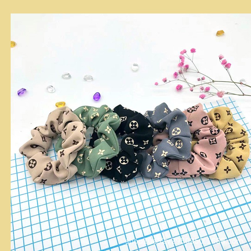 Dây buộc tóc, cột tóc scrunchies họa tiết caro, ziczac hoa quả dễ thương dành cho nữ Queenshop