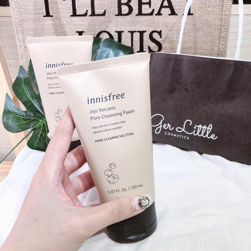 Sữa Rửa Mặt Dành Cho Da Dầu, Mụn Innisfree Tro Núi Lửa Jeju Volcanic Pore Cleansing Foam 150ml