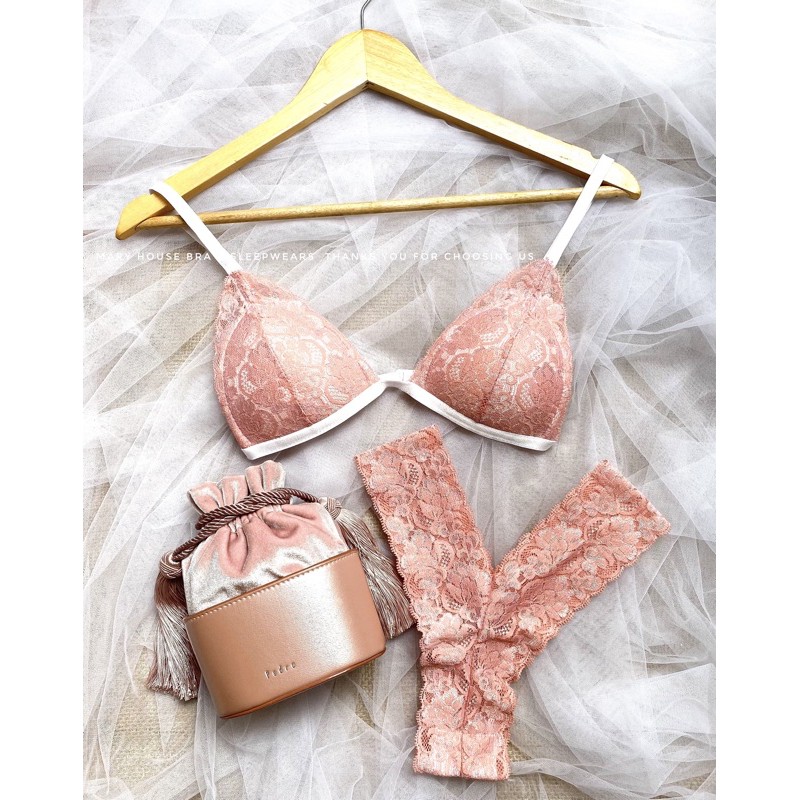 Bộ Đồ Lót Ren Mút Ngực Quần Y Hồng Phấn