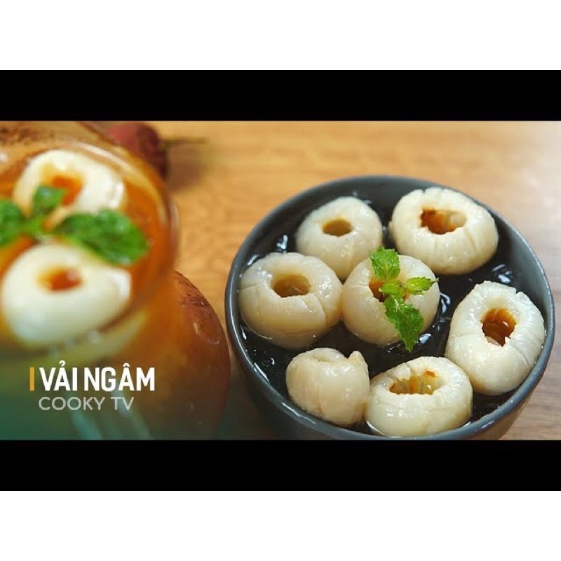 VẢI THIỀU TƯƠI NGÂM NƯỚC ĐƯỜNG LON 560G