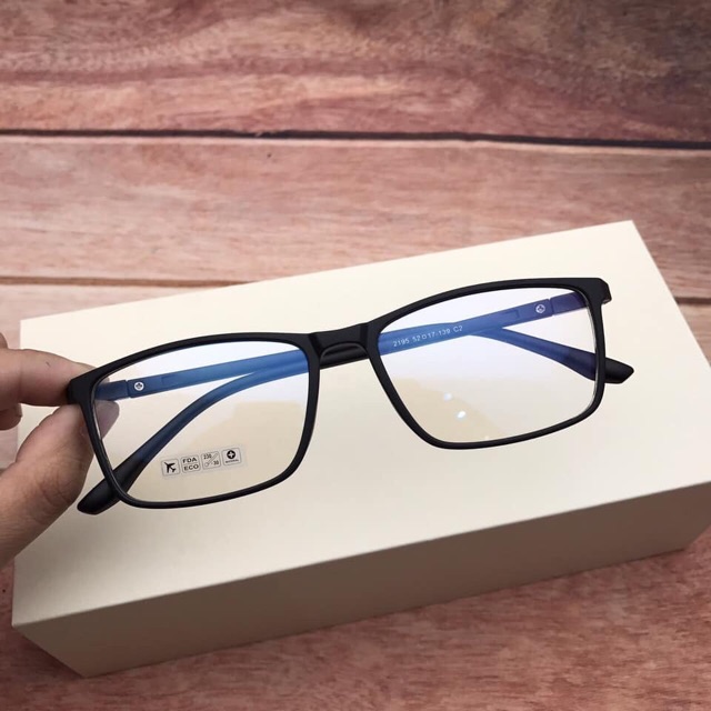 Gọng cận siêu dẻo