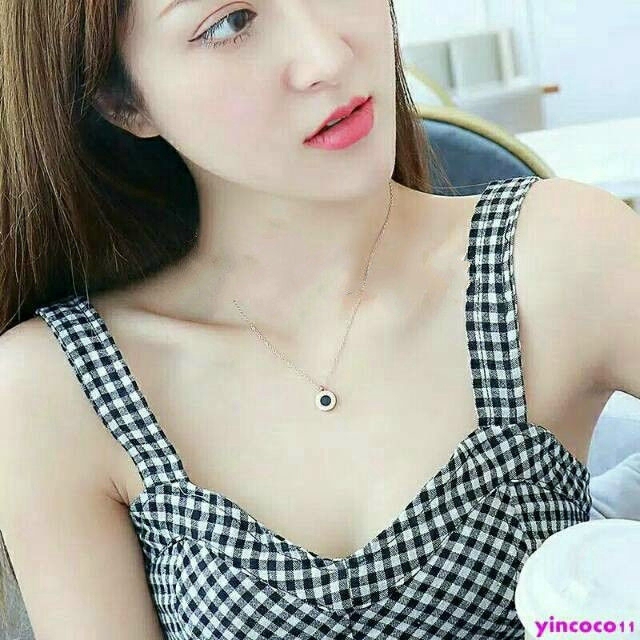 Dây Chuyền Mạ Vàng 18K Mặt Số La Mã Cổ Điển