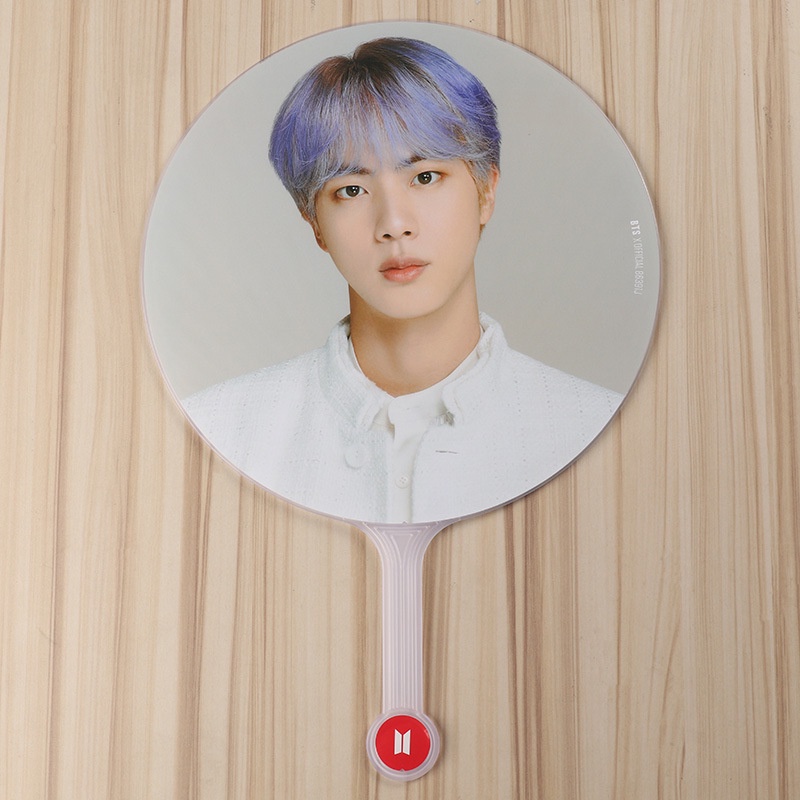 Quạt Cầm Tay Bằng Nhựa PVC In Hình Nhóm Nhạc Bts