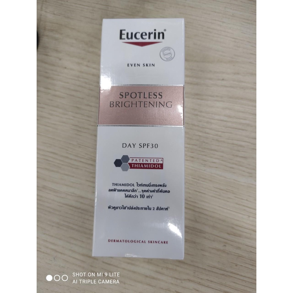 Kem Dưỡng Sáng Da Ban Ngày Eucerin Spotless Brightening Day Cream SPF30 50ml - 83505