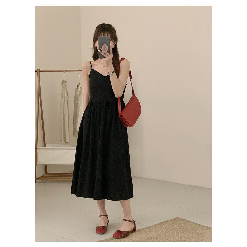 Đầm Dài Hai Dây Màu Đen 62441