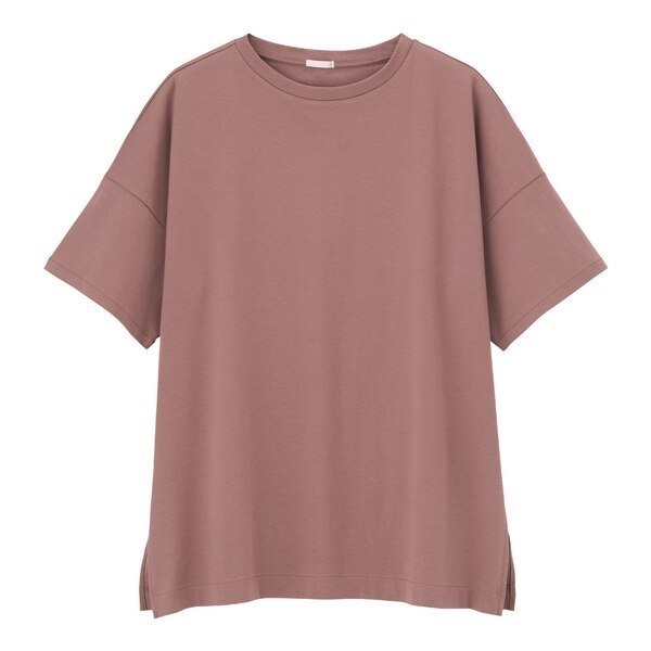 SET 2 Áo Thun Unisex GU Oversize Xẻ Tà phù hợp cho cả Nam và Nữ.
