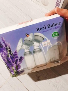 Máy Hút Sữa Real BuBee Nhật và áo rảnh tay