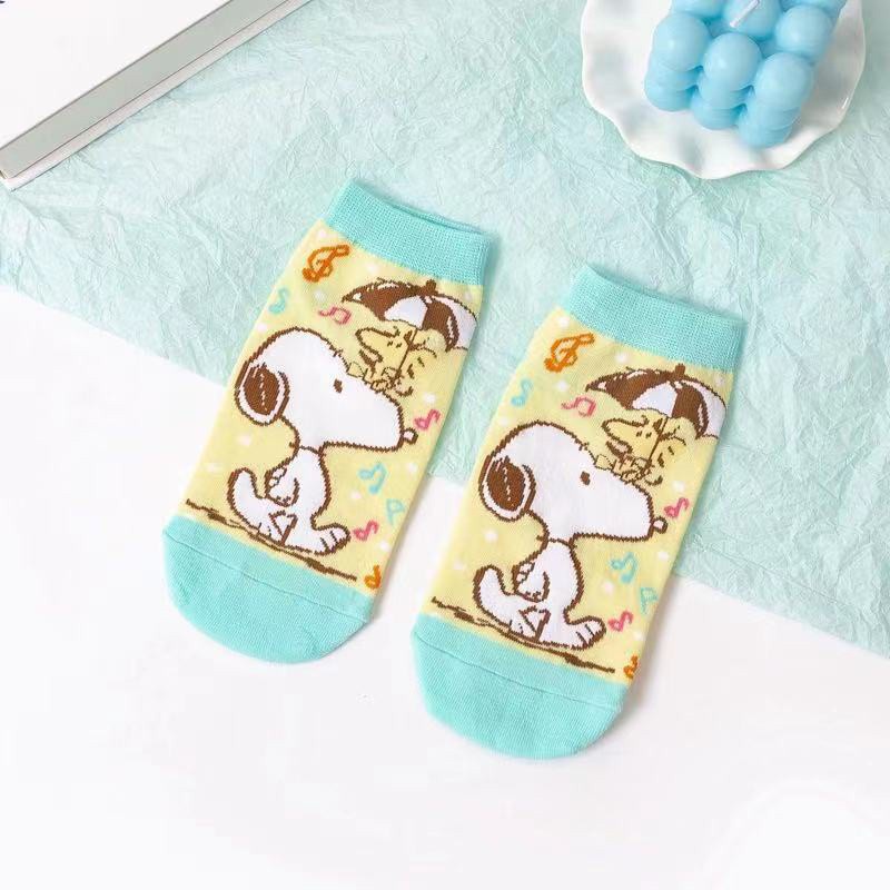 Set 5 đôi vớ cotton mềm thoáng khí in hình Snoopy dễ thương cho nữ