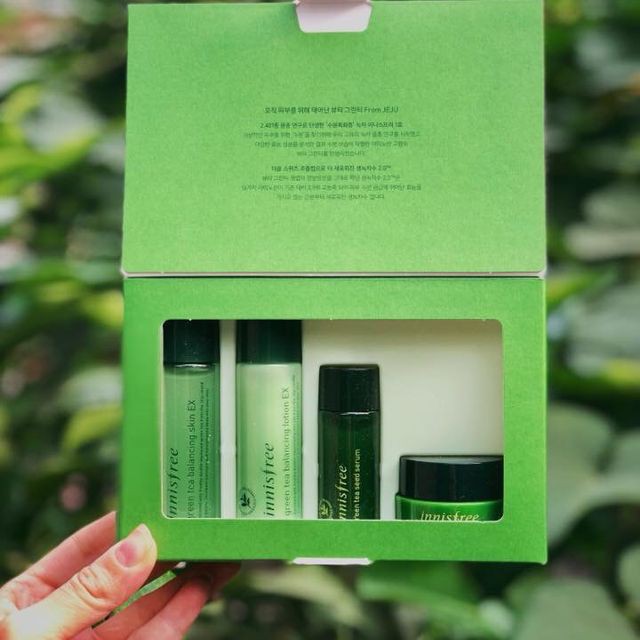 Bộ Kit Dưỡng Da Mụn, Cấp Ẩm Innisfree Green Tea Special Kit EX (4 items)