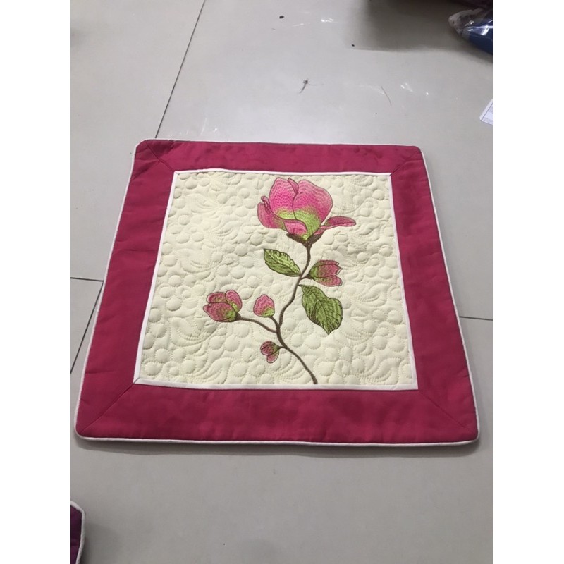  1 chiếc vỏ gối vuông satin thêu