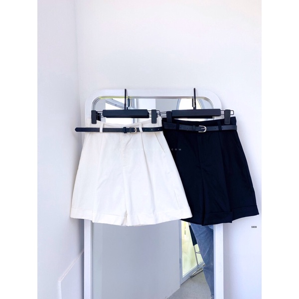 Quần short nữ, quần short vải gấp gấu thắt lưng đen 5909