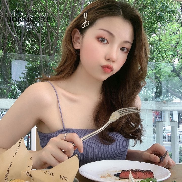 Kẹp Tóc Đính Đá Hình Cây Kéo _phong cách quý cô