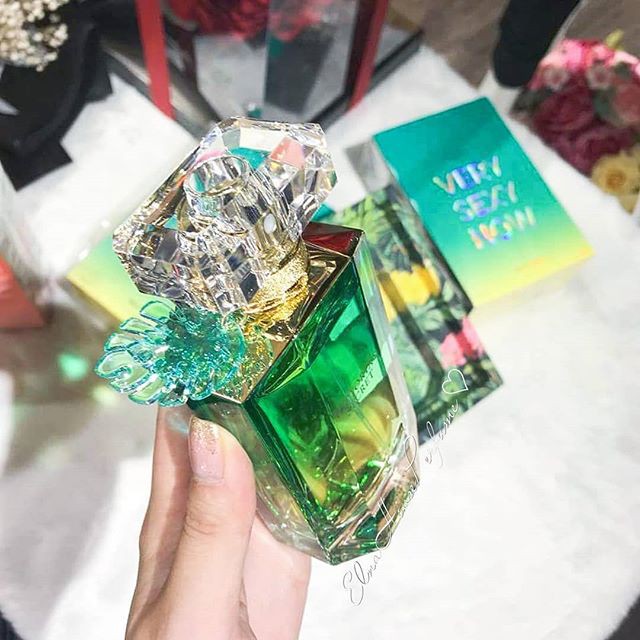 Nước hoa Victoria’s Secret Very Sexy Now Wild Palm EDP for Women 100ml