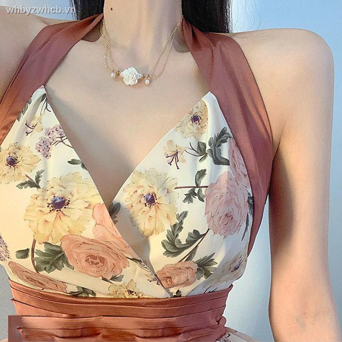 Đầm Ôm Cổ Yếm In Họa Tiết Sơn Dầu Quyến Rũ Dành Cho Nữ | BigBuy360 - bigbuy360.vn