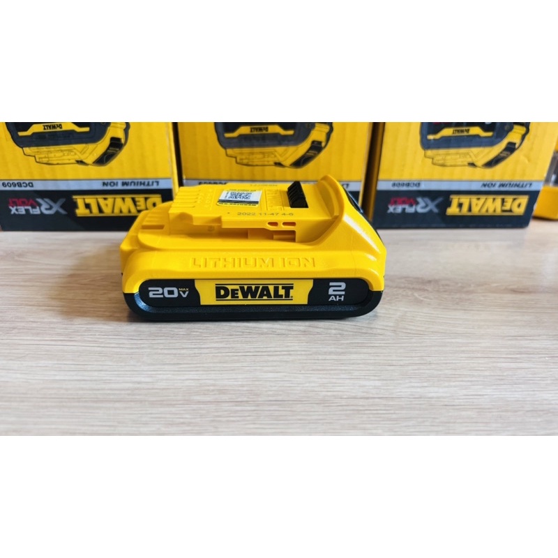 Pin Dewalt 2Ah 5Ah 6Ah 9Ah 12Ah 20v Chính Hãng