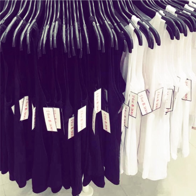 Áo tanktop HM