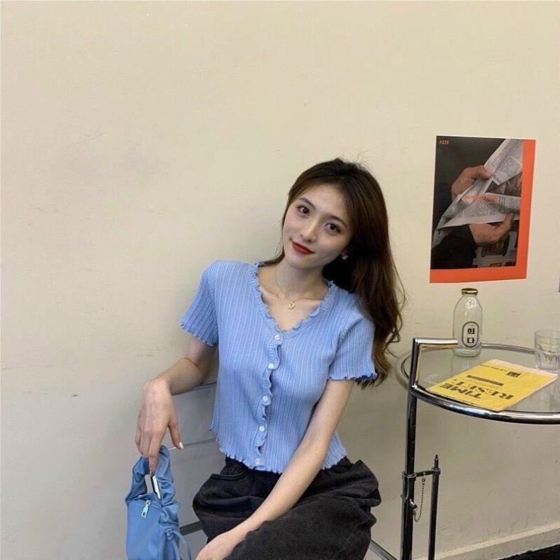 Áo kiểu croptop nút phối ren - mẫu hot 2021 - vải mềm mịn loại 1