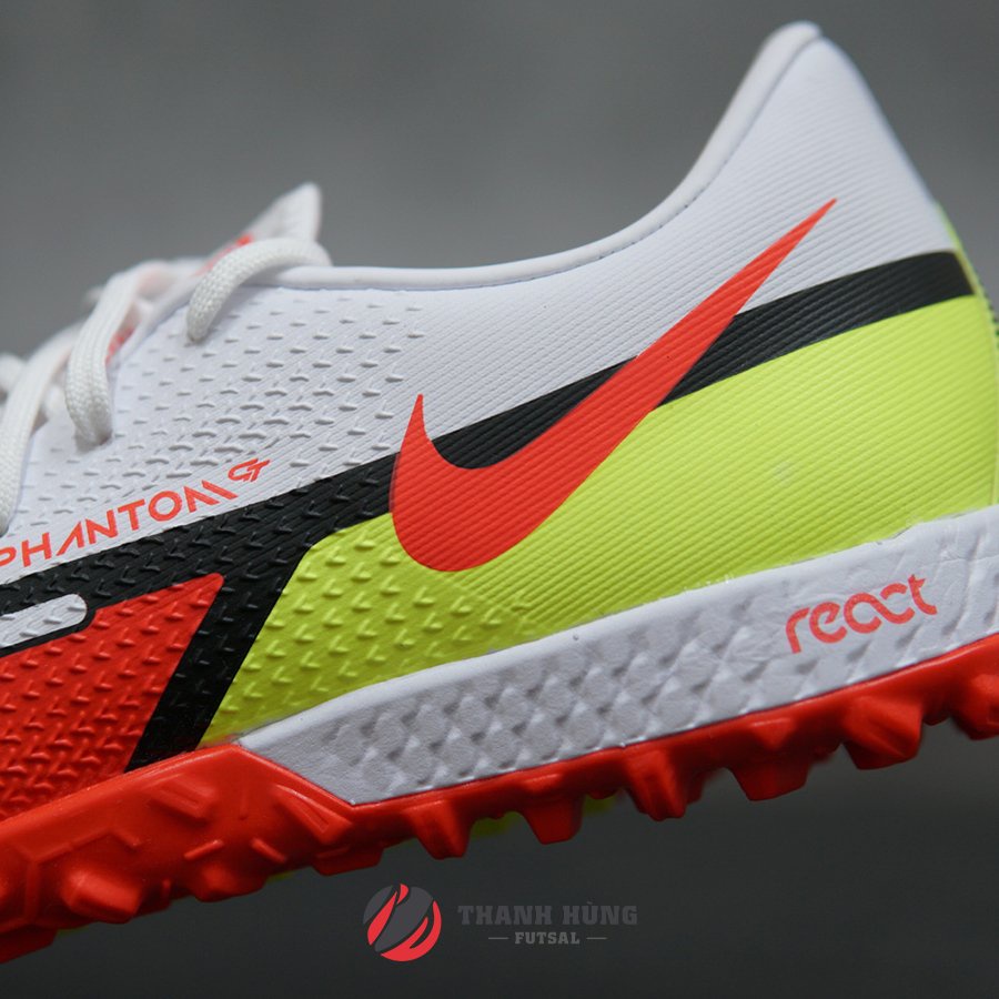 GIÀY ĐÁ BÓNG CHÍNH HÃNG NIKE REACT PHANTOM GT2 PRO TF - DC0768-167 - TRẮNG/ĐỎ/VÀNG