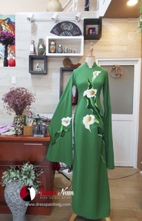 Áo dài lụa vẽ tay cao cấp