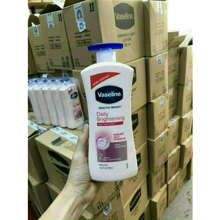 Sữa Dưỡng Thể Vaseline Healthy Bright Daily Brightening 725ml bản Mỹ vòi xanh hàng chuẩn