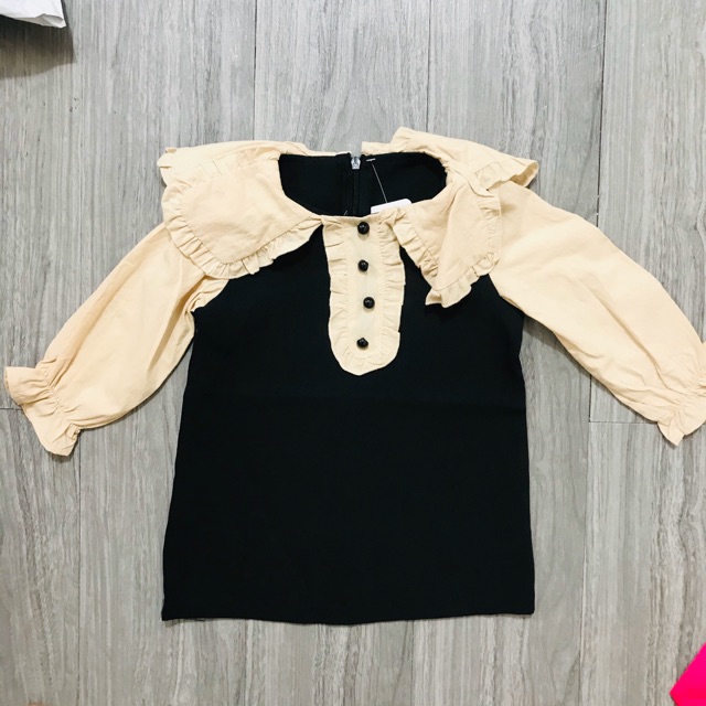 Váy phối cổ bèo