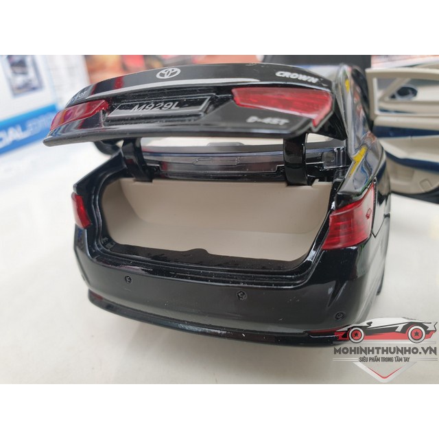Xe mô hình Toyota Crown, tỉ lệ 1:24