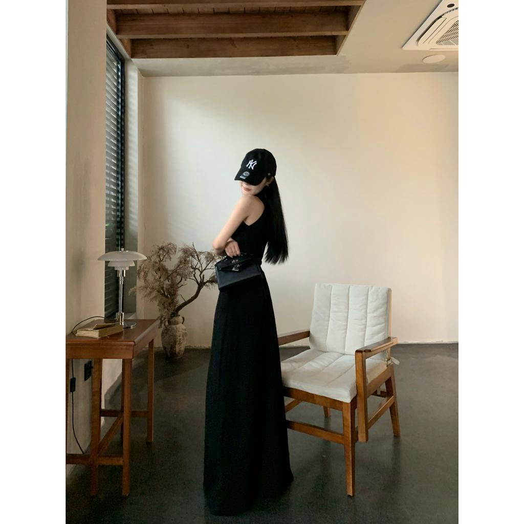 Bộ Áo tank top Dệt Kim Cổ Điển Với Chân Váy Lưng Cao Ôm Dài Nửa Dáng (Đặt Hàng Riêng Lẻ)