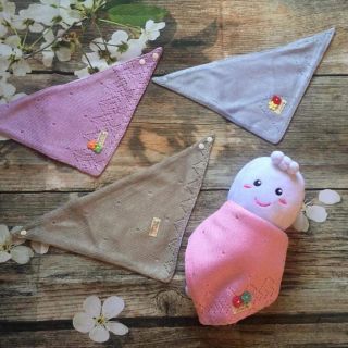 Yếm len momma