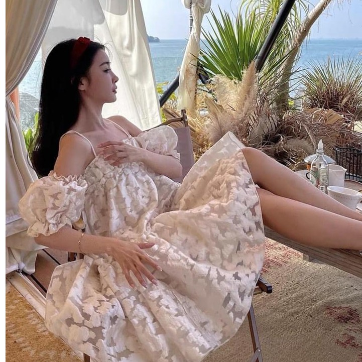 Váy Tiểu Thư Ren Hoa Nổi Cực Xinh