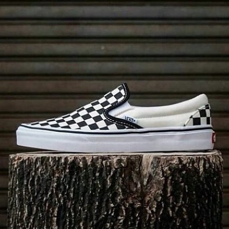 Giày V lười caro, V slip on checkerboard