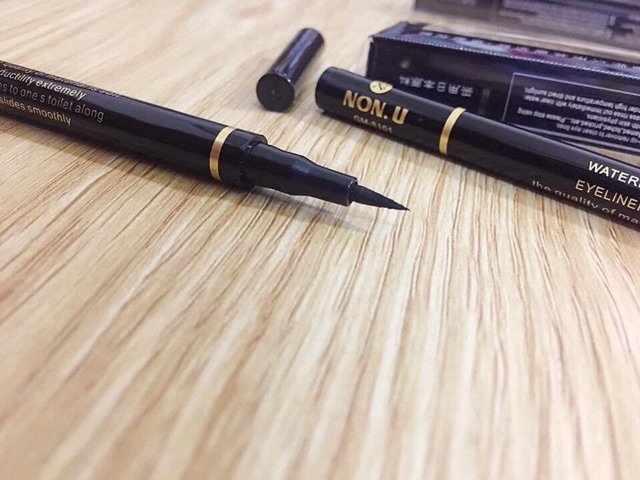 Kẻ mắt nou.n không trôi | BigBuy360 - bigbuy360.vn