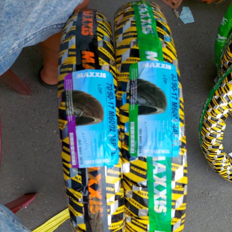 vỏ xe 70 /90 80/90 17Maxxis 6002