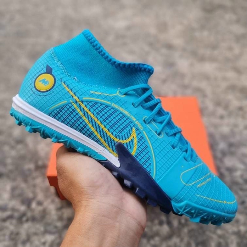 Giày bóng đá cổ cao Superfly TF