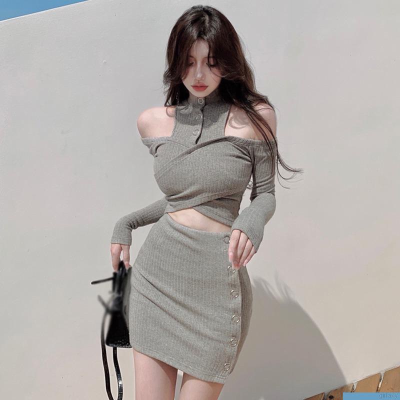 Set áo croptop trễ vai và chân váy cạp cao cá tính thời trang phong cách Hàn Quốc