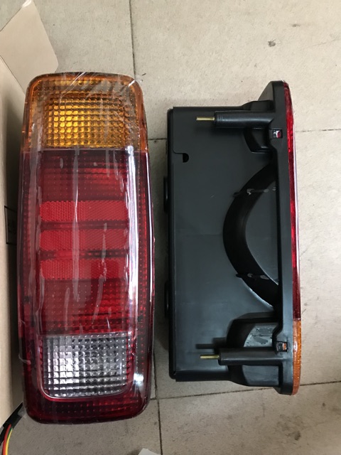 Đèn hậu Kia K165