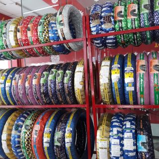 Vỏ xe Maxxis 130/70 -13 dùng cho xe @, PS, Dylan,..