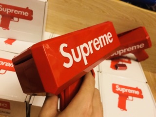 Súng bắn tiền supreme