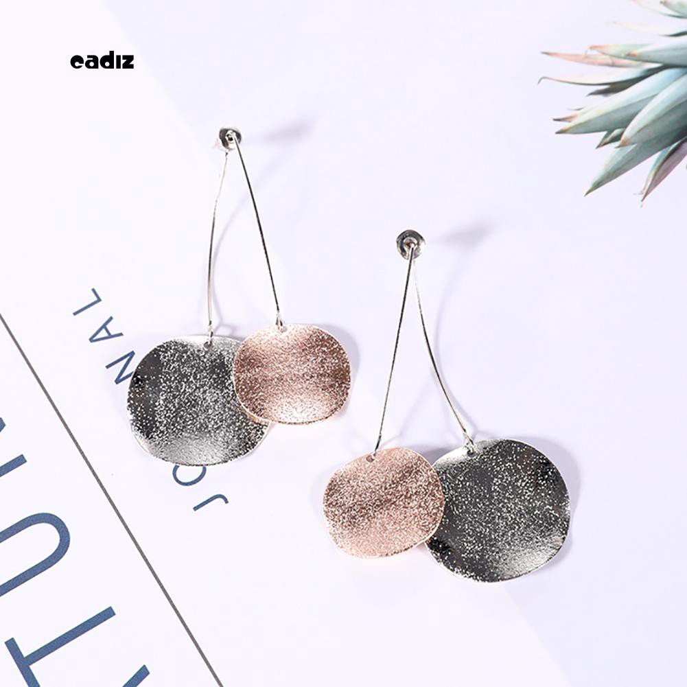 Hoa tai dáng dài mặt hình tròn cho nữ