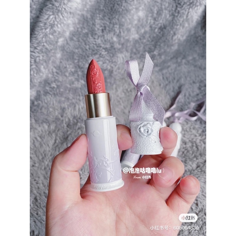 Có sẵn - son môi Hoa Thần Flower Knows