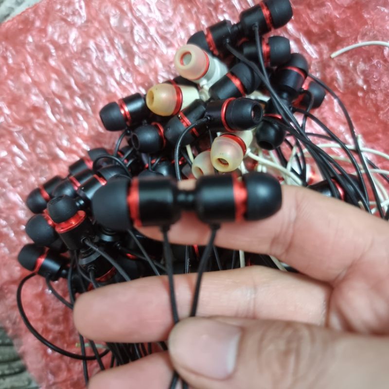 1 đôi tai nghe bán giá thành phẩm hàng tồn kho bass căng