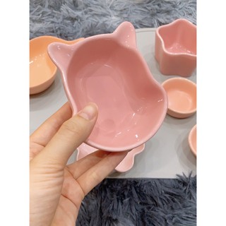 Bát ăn dặm, Chén sứ màu hồng cho bé