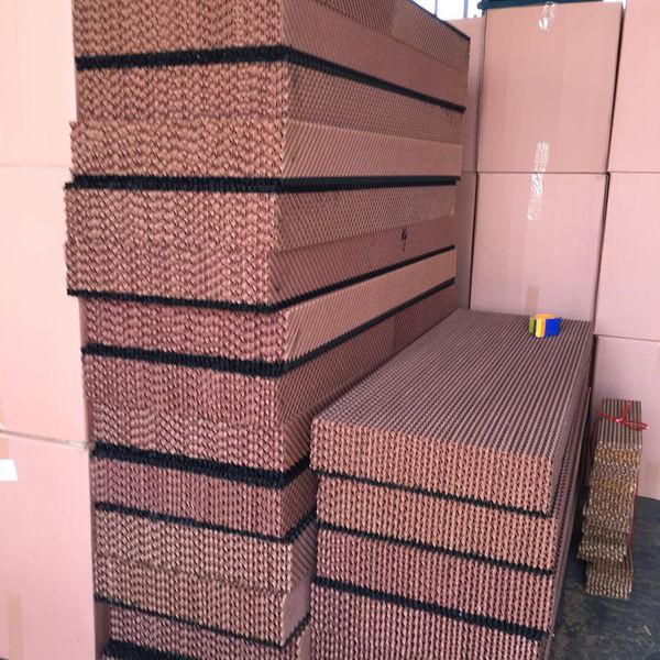 Tấm giấy làm mát Cooling Pad phủ chống rêu nhà xưởng, chuồng trại size: 1800 x 600 x 150 (mm)