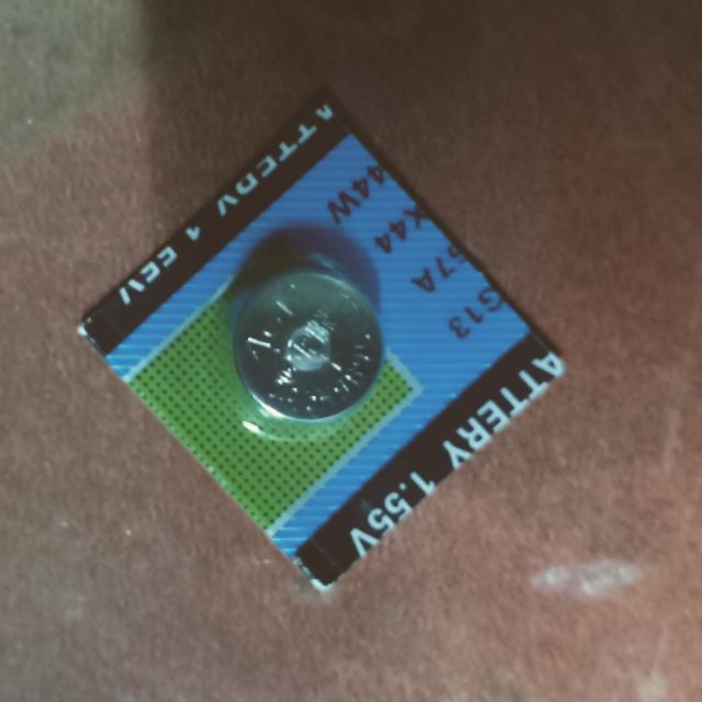 Pin cúc áo