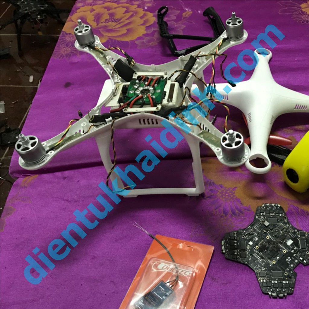 ĐỘNG CƠ BRUSHLESS KHÔNG CHỔI THAN UAV MOTOR DJI Phantom 3 2312A 14.8V 800kv 60g kde3853