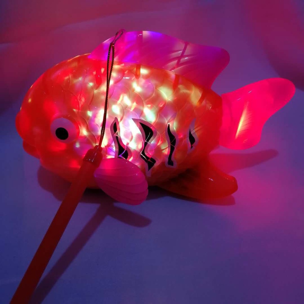 Lồng đèn trung thu hình cá chép size lớn có nhạc phát sáng bảy màu và di chuyển