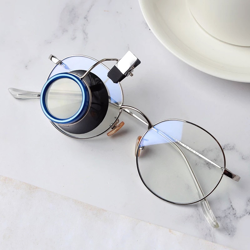 Clip-On Eyeglass Magnifier Loupes Magnifying Lens Repair Tool Random Blue / Red