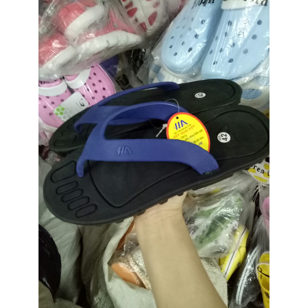 Dép Kẹp Xỏ Ngón Nam Cao Su